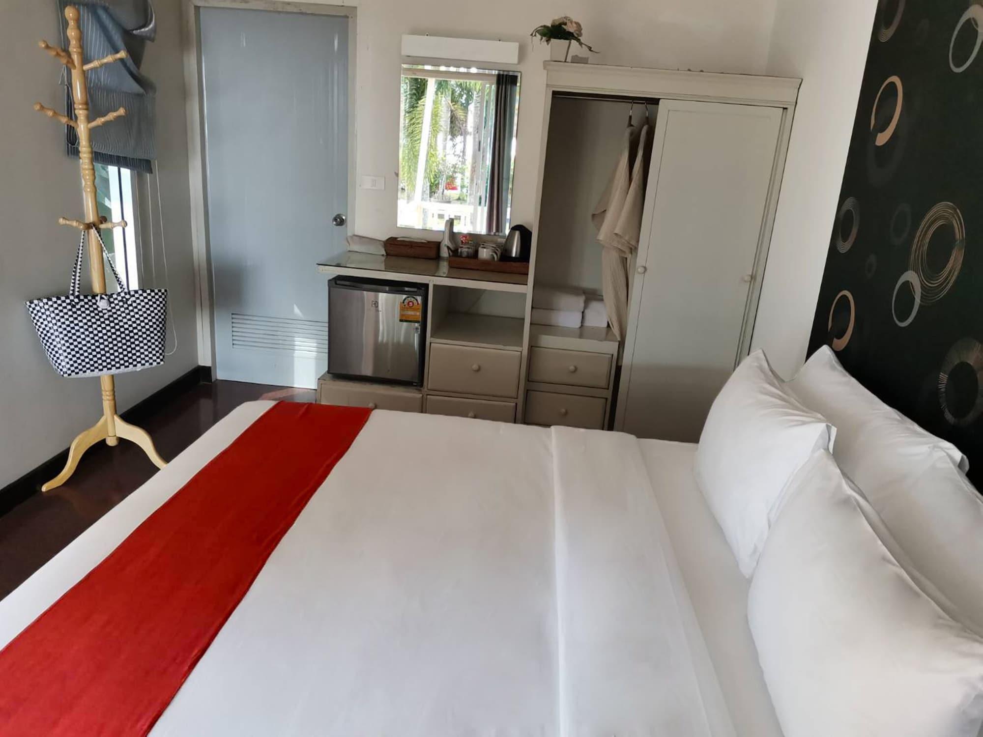 Villa Cha-Cha Krabi Beachfront Resort Ао-Нам-Мао Экстерьер фото